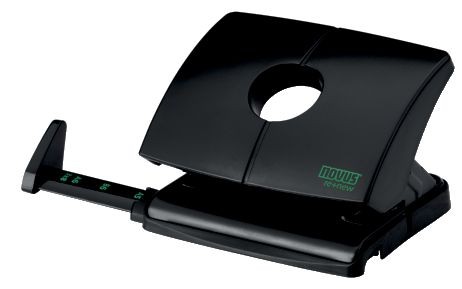 Locher NOVUS B 216 re+new Tischlocher. Das Gerät hat ein Kunststoffoberteil das zu 100% aus nachhaltigem Rezyklat besteht. Der Recyklatanteil am gesamten Locher liegt bei 64 % Recyling-Kunststoff. Werkstoff: Metall / Kunststoff aus nachhaltigem Rezyklat (